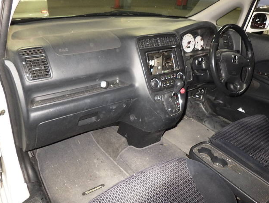 Миниатюра: HONDA STREAM RN3