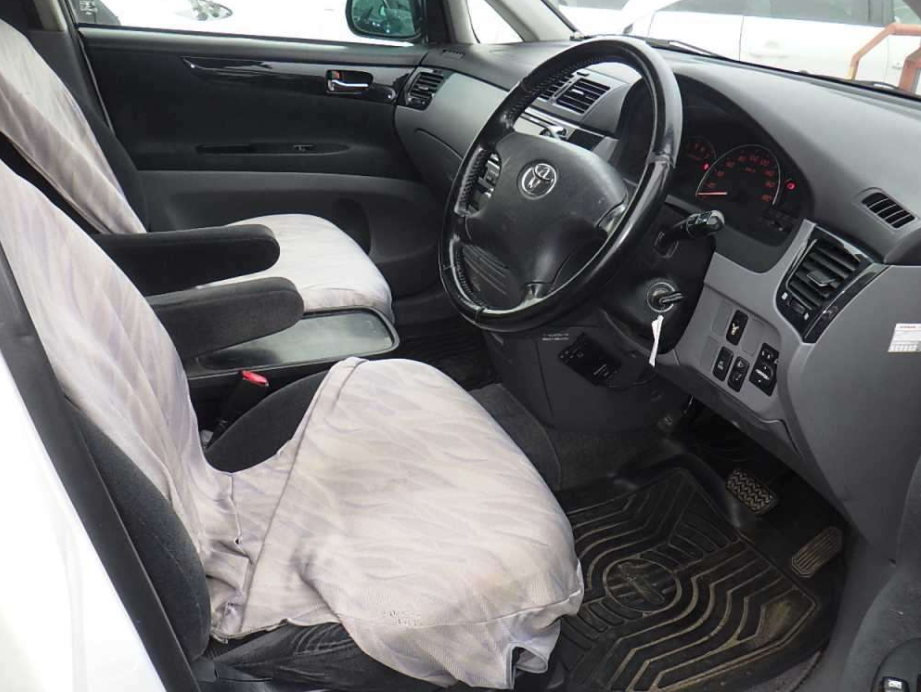 Миниатюра: TOYOTA IPSUM ACM21W