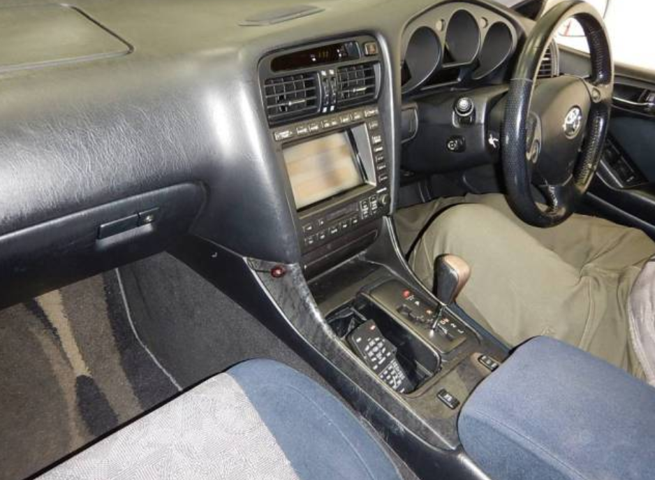 Миниатюра: TOYOTA ARISTO JZS161