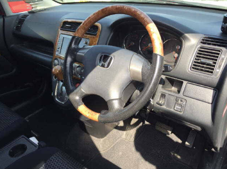 Миниатюра: HONDA STREAM RN1
