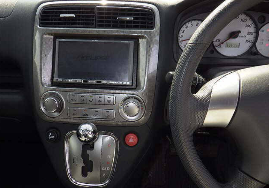 Миниатюра: HONDA STREAM RN1