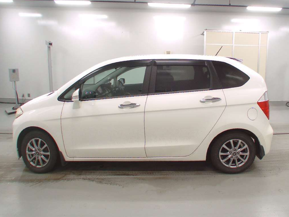 Миниатюра: HONDA EDIX BE1