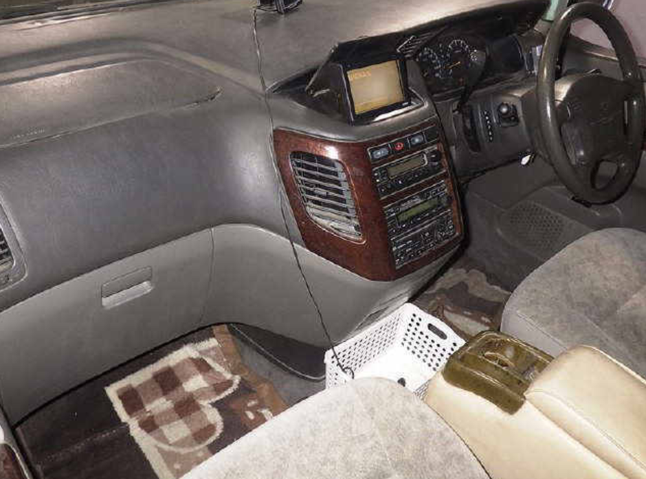 Миниатюра: NISSAN ELGRAND ALE50