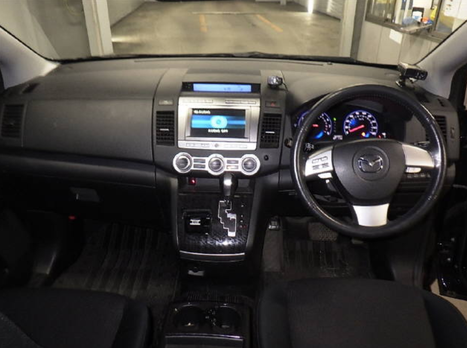 Миниатюра: MAZDA MPV LY3P