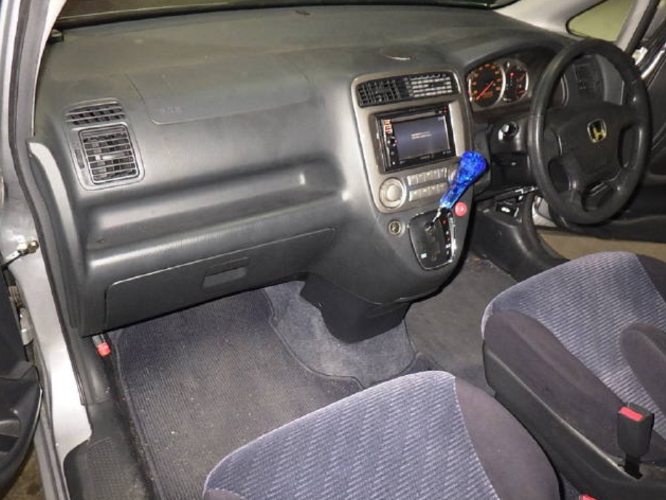 Миниатюра: HONDA STREAM RN1