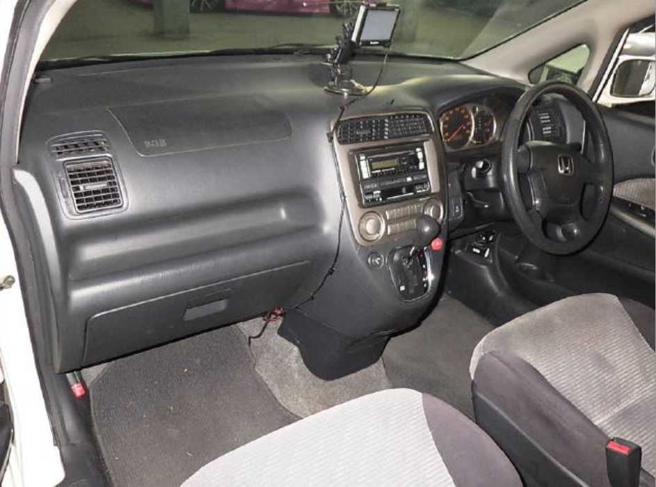 Миниатюра: HONDA STREAM RN1