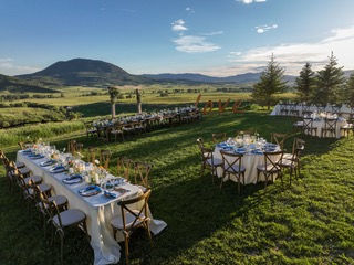 Wedding venue in Spartanburg, Wedding venue in Greenville, Wedding venue in the upstate of SC, all inclusive wedding venue, barn wedding venue, luxury barn venue, outdoor wedding in Spartanburg, Wedding venue near me, outdoor wedding reception setup
