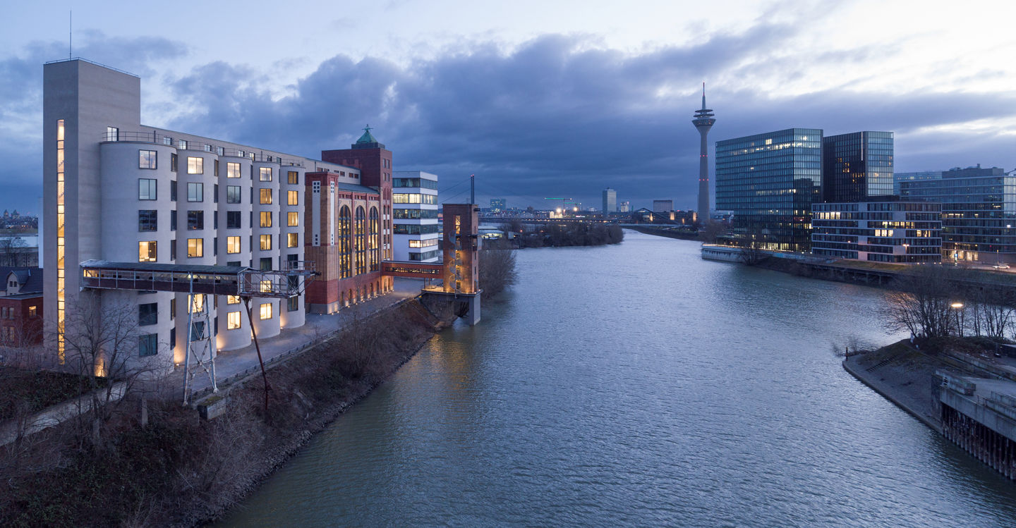 Blick von der Plange Mühle auf die Düsseldorf