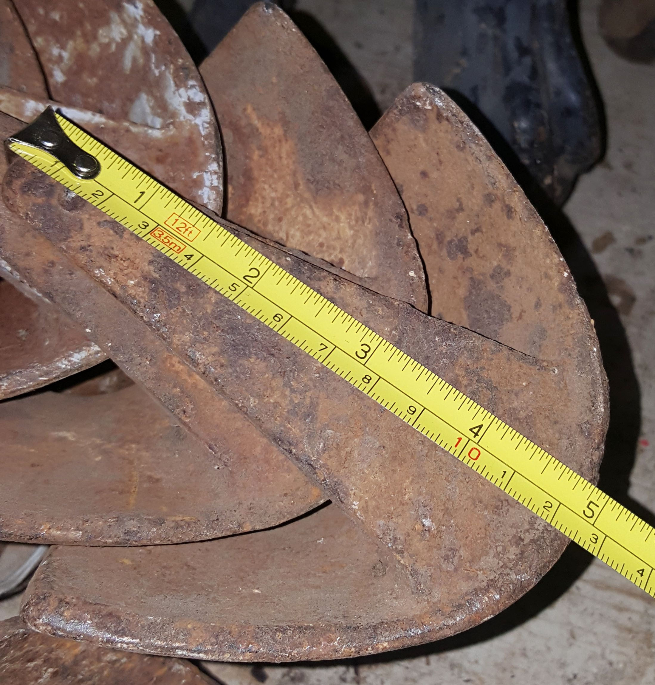 Set Of 4 Cast Iron Bathtub Feet