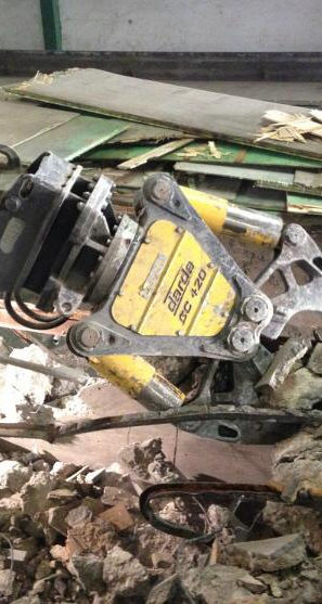 Arnoldmech_Vermietung (1).jpg