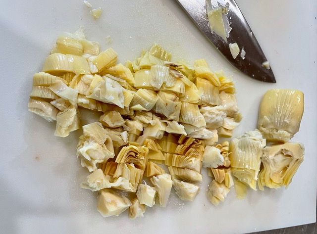 Coarsely chopped artichokes