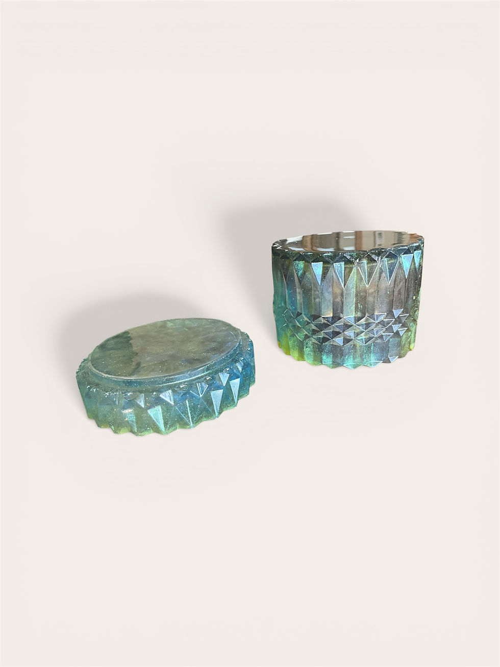 Thumbnail: Chameleon Glow Trinket Container