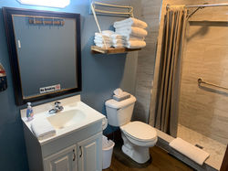 Port Bathroom 1