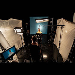 rushes camera light studio