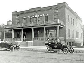 Working to preserve the ‘Radisson of Renville Co.’