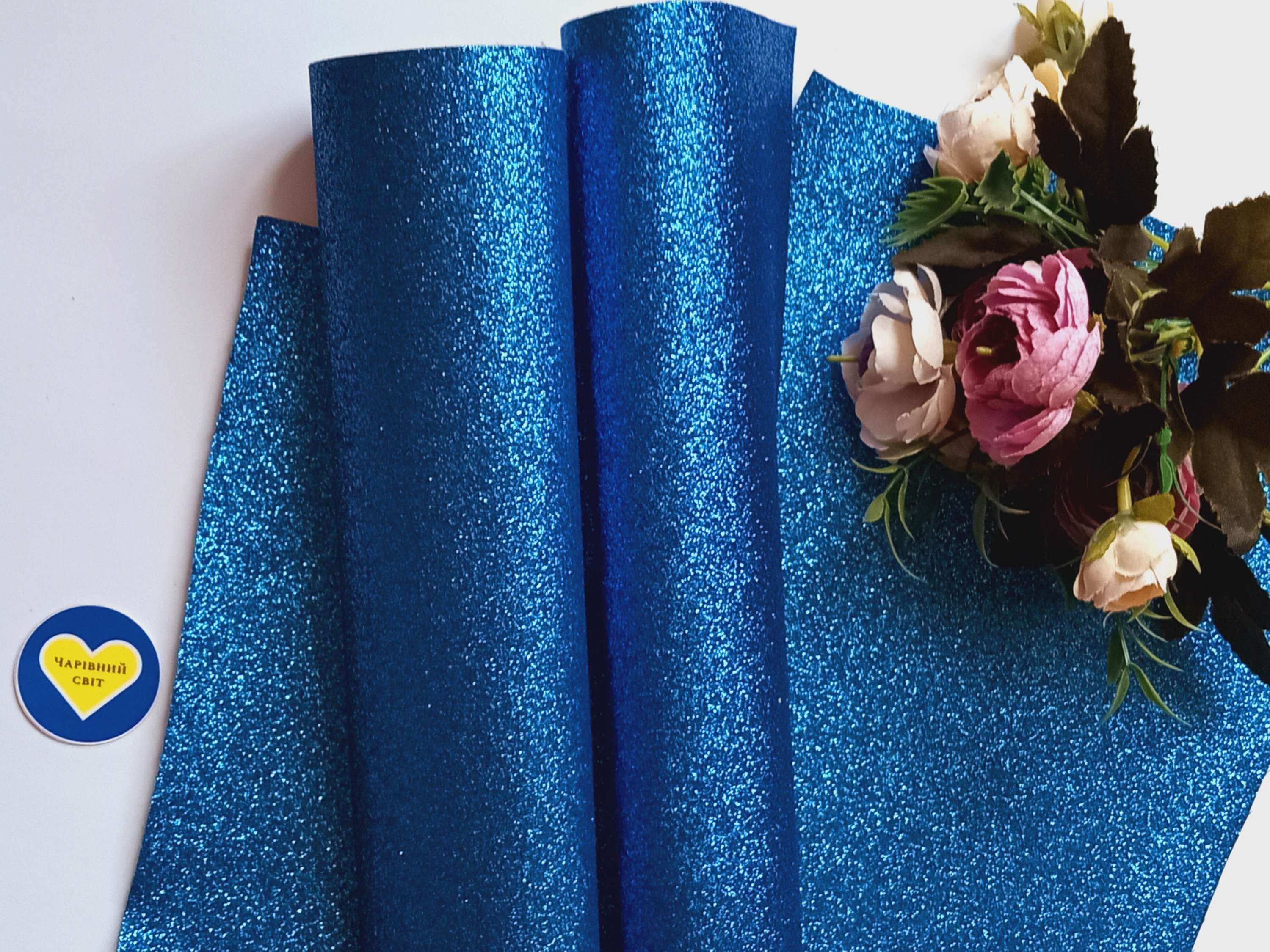 Экошкіра дрібний  блеск, розмір 20-30см, колір синій 