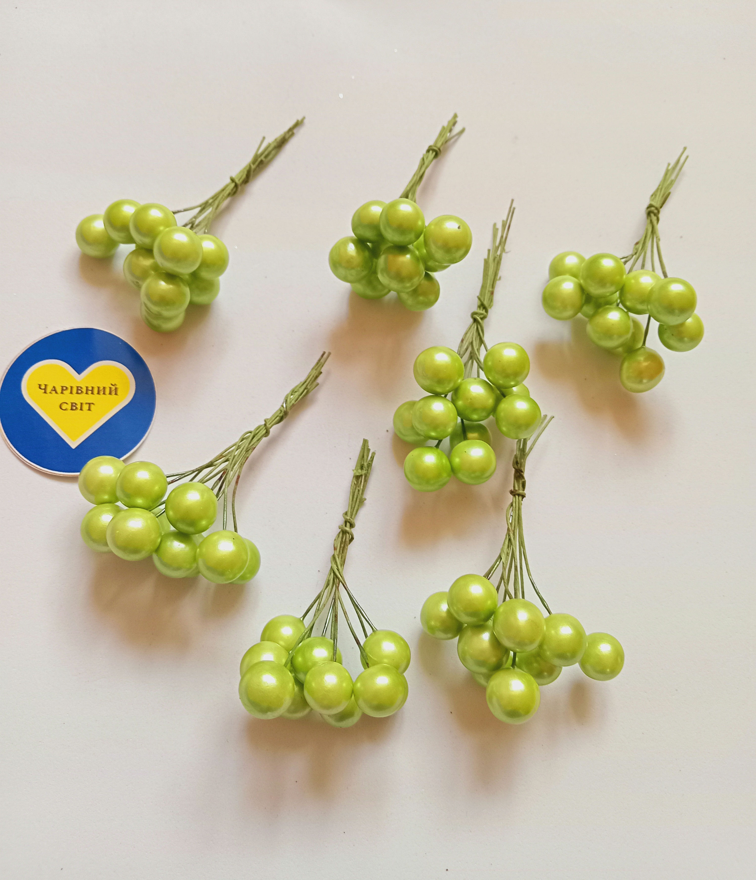 Калина лакова 10шт колір зелений розмір 1см