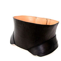 black leather corset belt hand made by Renush leather accessories