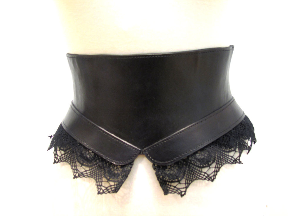 Thumbnail: Black moulded leather corset belt with lace decoration. cincher with adjustable buckles.