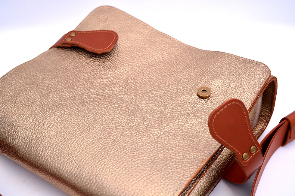 Thumbnail: Sara leather cross body bag