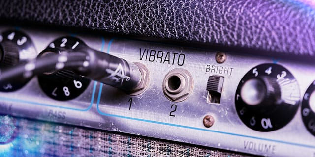 Thumbnail: UNIVERSAL AUDIO UAFX ASTRAL MODULATION MACHINE PEDAL