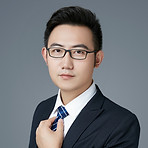 Gianni Jiang Photo NEW_edited.jpg