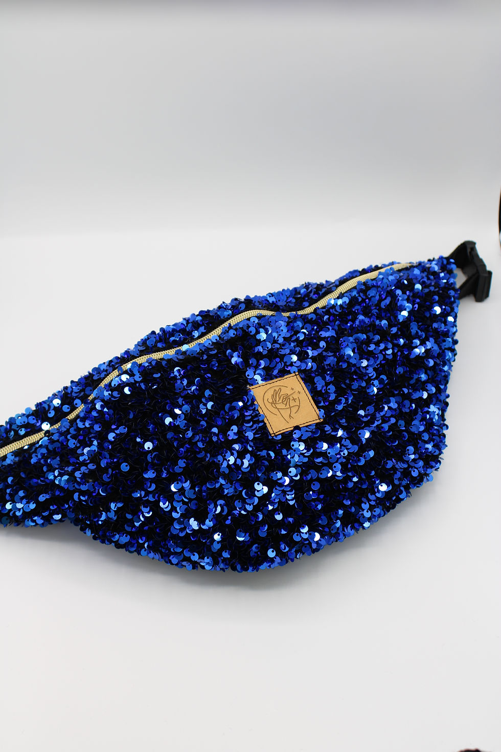 Miniature : Sac banane XL à sequins