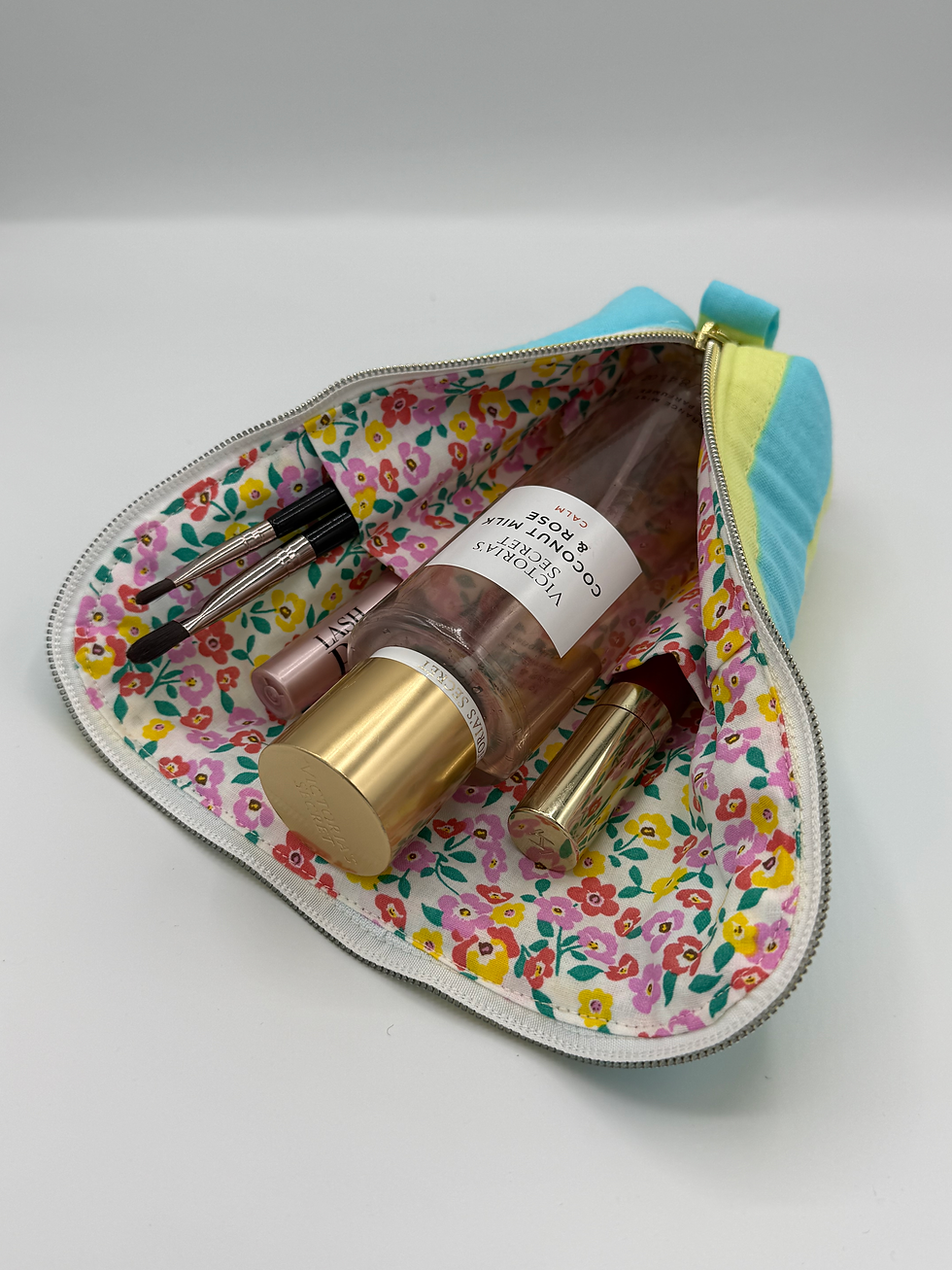 Miniature : Trousse/pot de voyage