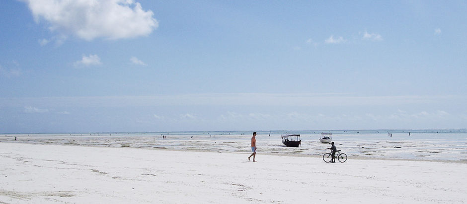 10 Consejos Esenciales para Disfrutar la Playa Durante el Embarazo