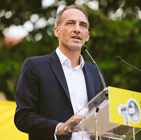 Raphaël Glucksmann place publique