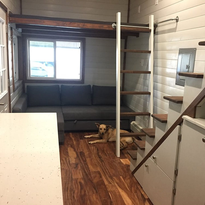 tiny-house-colorful+trailer+house+Tiny+House_Veldkamp+container+dining+gazebo+Strapped+deh