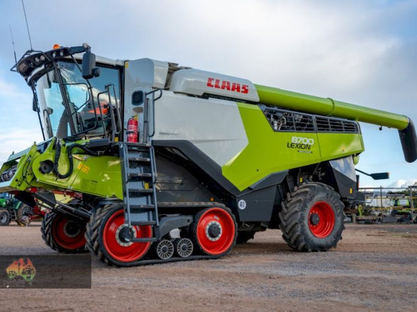 2022 CLAAS Lexion 8700T