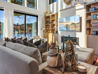 interior design of gayner residence by Harmony Decor