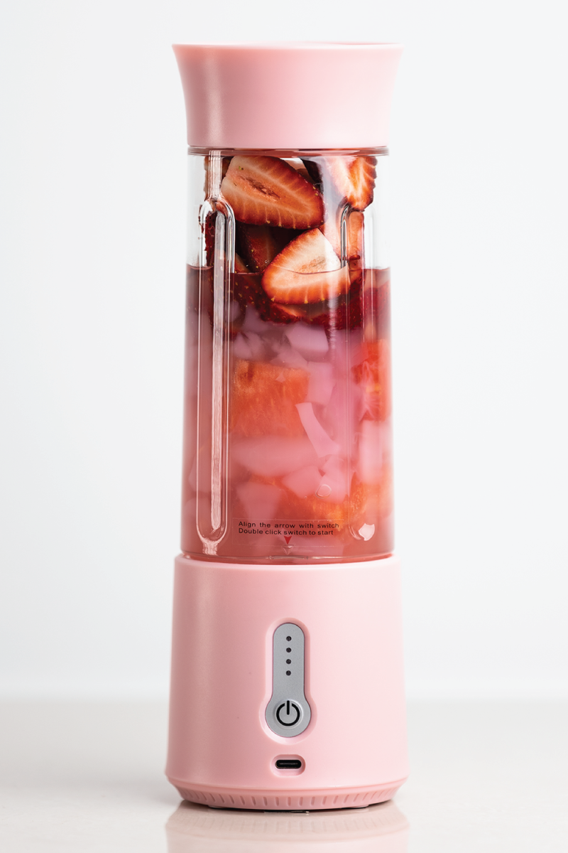 Thumbnail: Pink 500ml portable mini blender with strawberries and ice