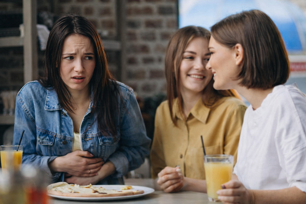 Mujer con urgencia de ir al baño