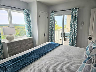 203 bedroom.jpg