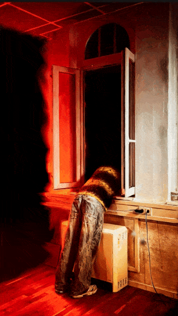 lazloclo-ezgif.com-optimize.gif