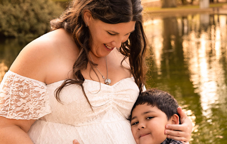 Maternity photos at Mandurah park during golden hour