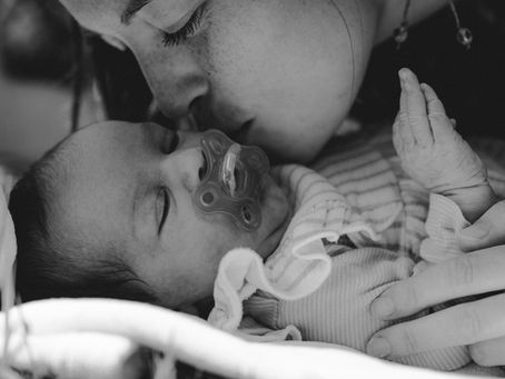 Les premières photos avec bébé : quand et comment ?