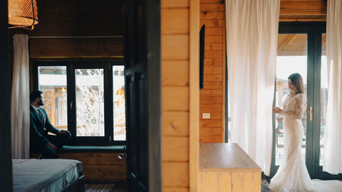 sedinta foto video la restaurant, fotografie de nunta romantica capturata de Madalin Artfilm