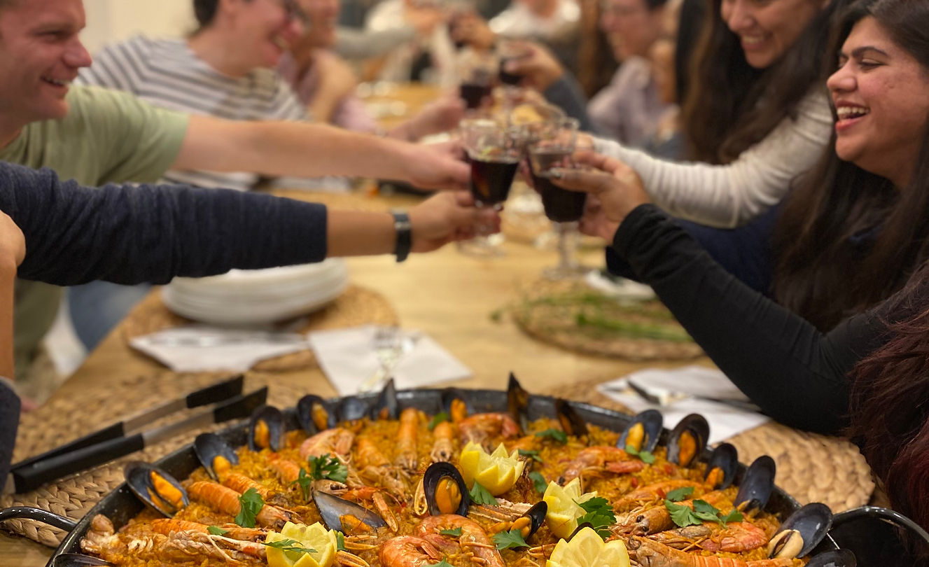 cheers barcelona paella class