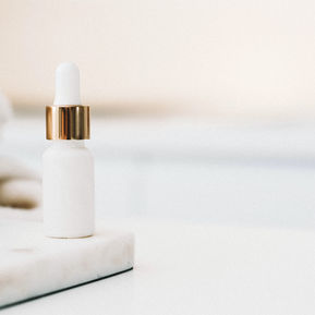 Alfa Arbutin — O Clareador Inteligente para Manchas, Melasma e Tom de Pele Irregular
