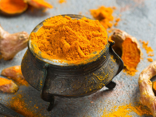 Benefícios do açafrão (cúrcuma) para saúde, perda de peso e riscos