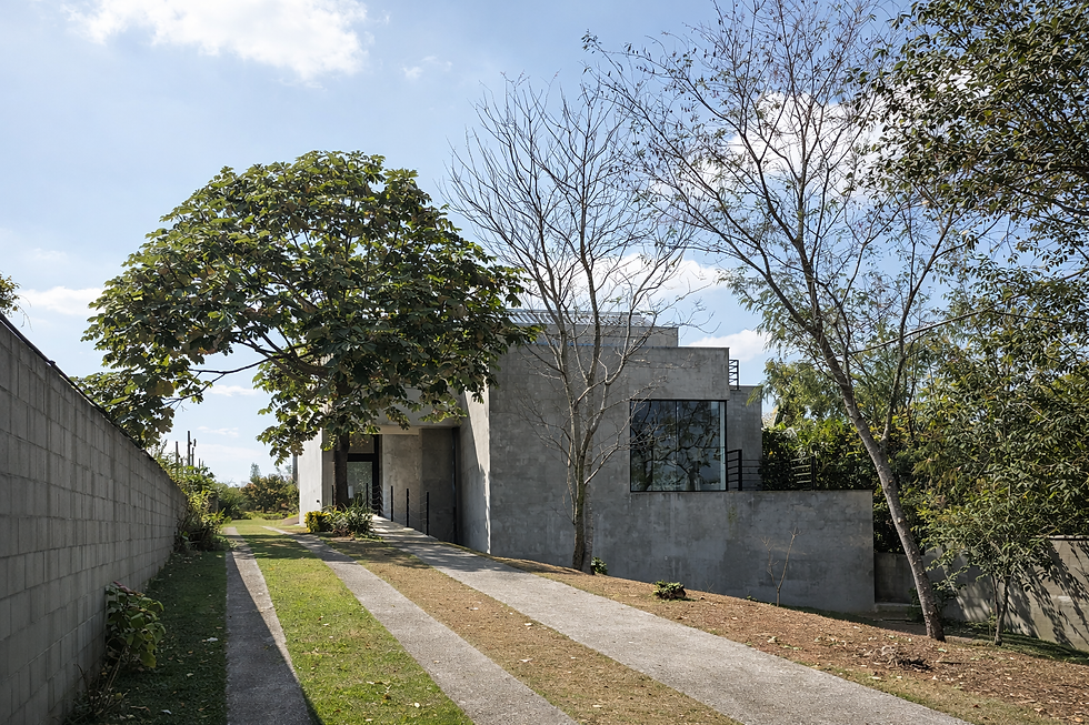 Casa moderna em cimento queimado