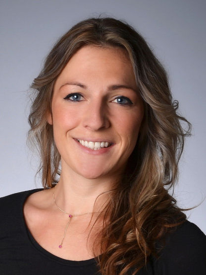 MELANIE SCHWEIZER_edited.jpg