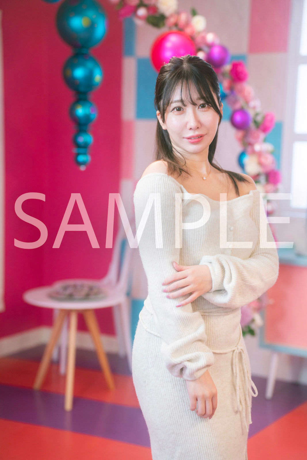 里歩選手直筆サイン入りポートレート25年12月No4