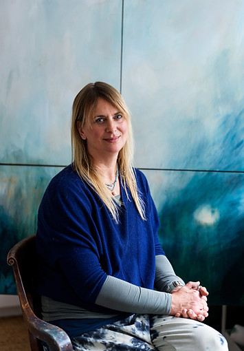Portrait 12,25 LR.jpg
