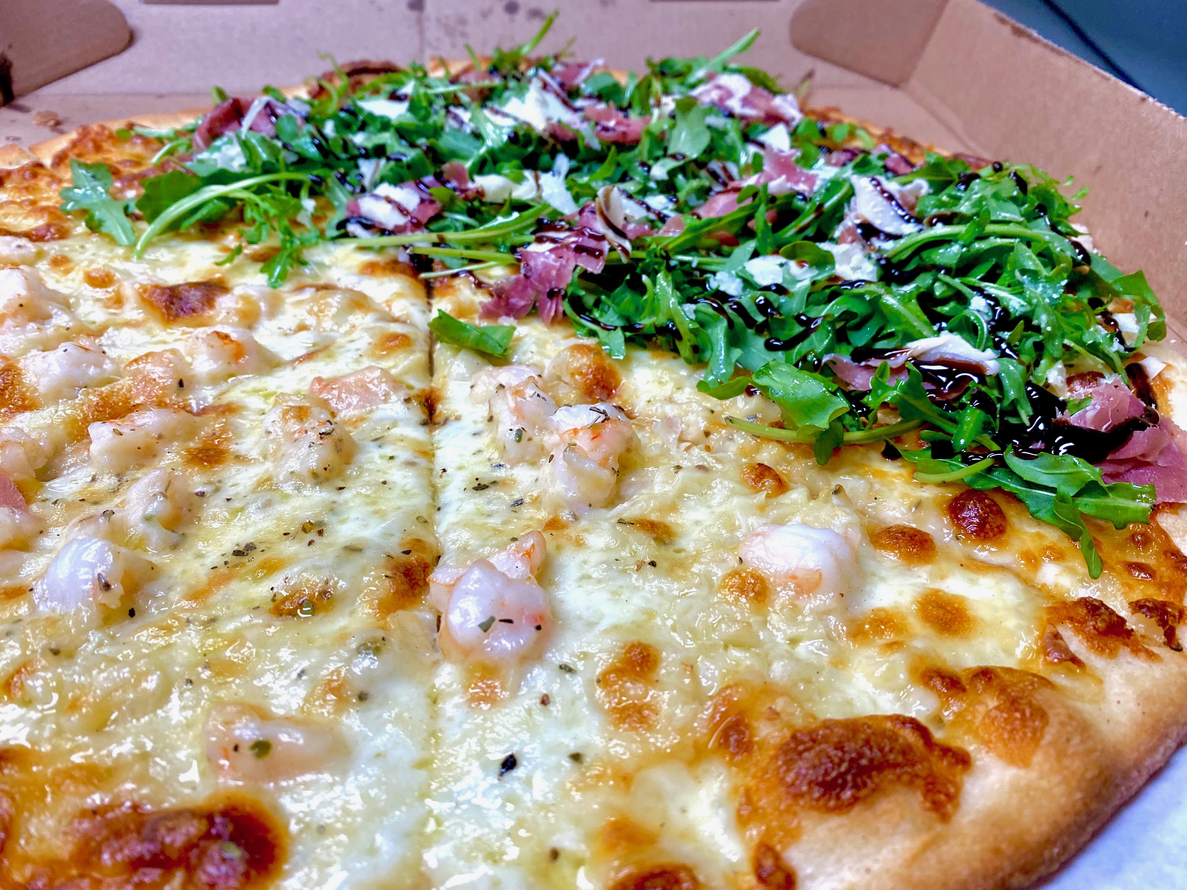 Strawberry's Pub & Pizza Woodbridge NJ