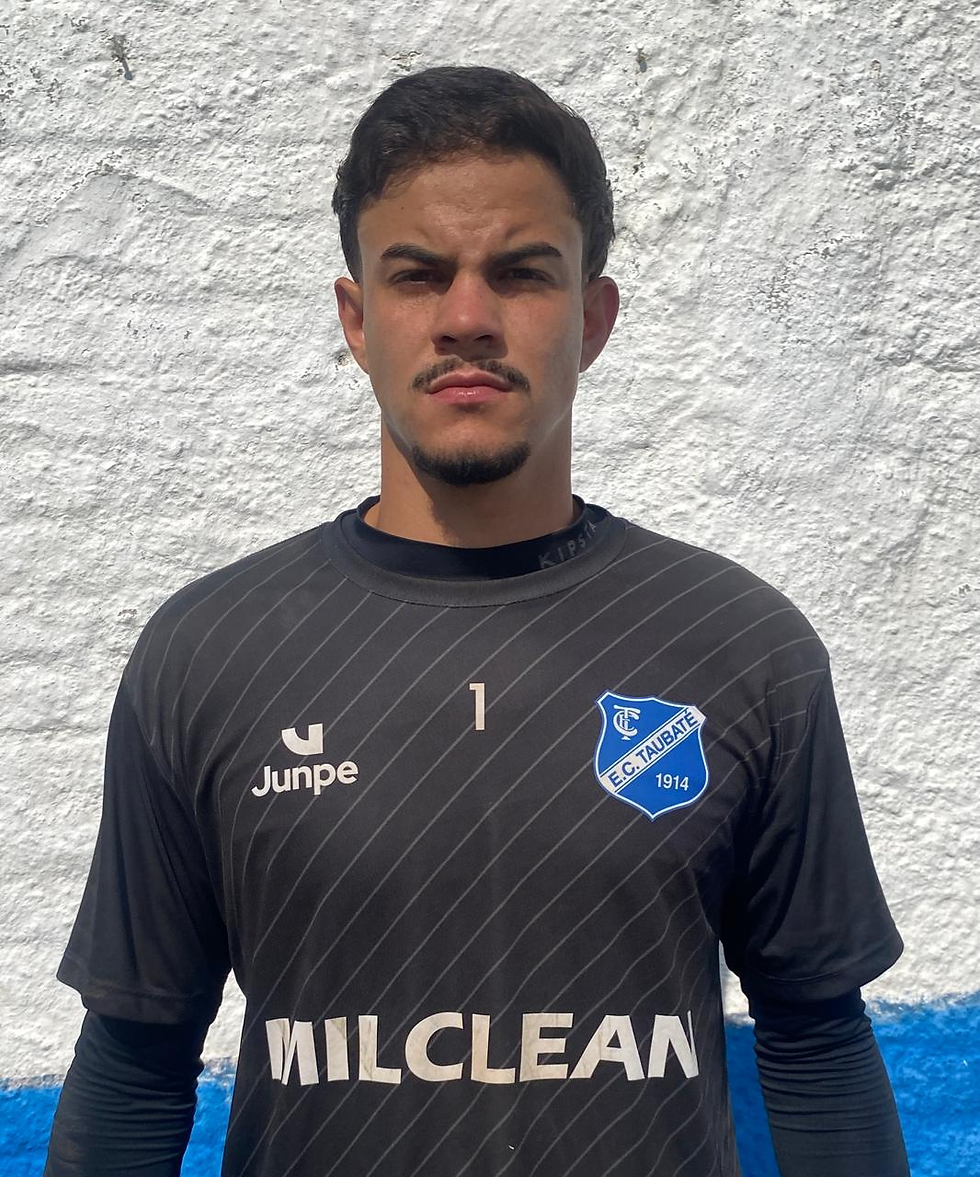 Caleb goleiro oriundo de Brasília