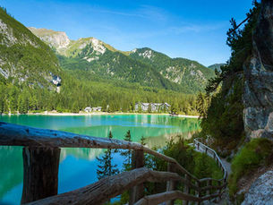 How to get to Lago di Braies